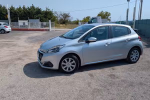 Peugeot 208 1.4 diesel-2015