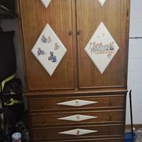 Armadio con cassetti