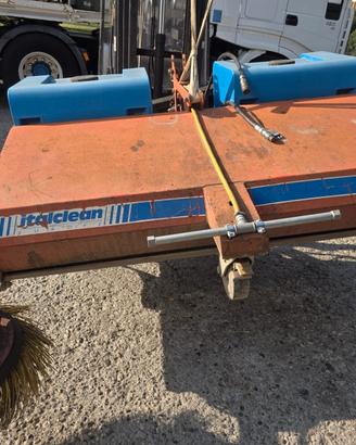 Spazzatrice per minipala Italclean 180.1 - 2003