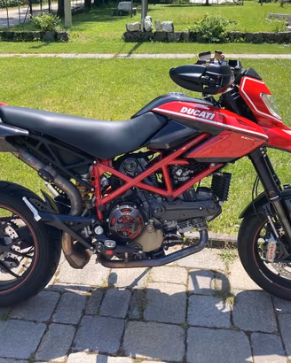 Hypermotard 1100 Evo SP full carbon