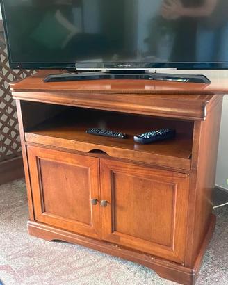 Mobile porta TV in legno stile classico con ante