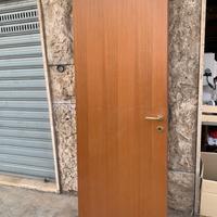 Porte in legno complete