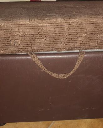 Sgabello pouf contenitore