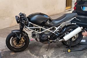 Ducati Monster  Dark 600 castom 1999