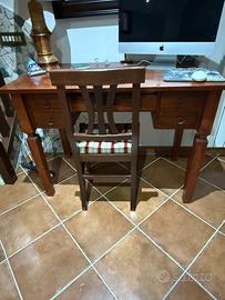 SCRITTOIO IN LEGNO MASSELLO CON SEDIA