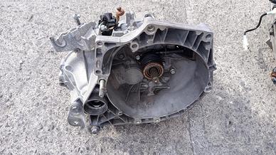 CAMBIO FIAT 500 ABARTH 1,4 TURBO BENZINA ANNO 2013