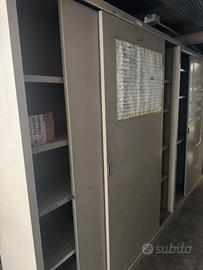 Armadio in ferro usato