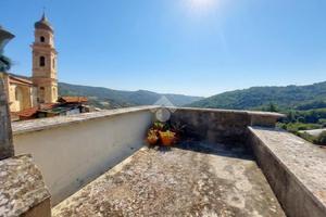 RUSTICO A PIETRABRUNA