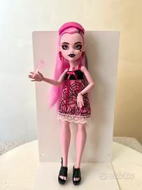 Draculaura Monster High