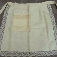 Grembiule da cucina in lino con bordatura in pizzo