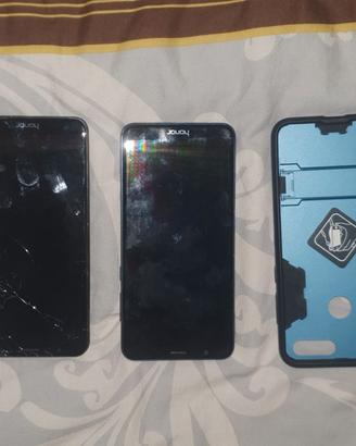 2Honor 7x uno buono e uno per ricambi