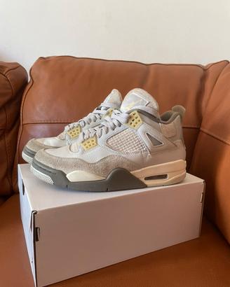 Nike Air Jordan 4 beige