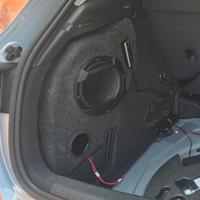 Subwoofer custom per Audi 