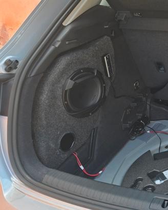 Subwoofer custom per Audi 