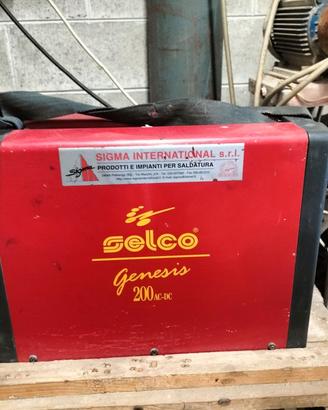SALDATRICE A TIG SELCO GENESIS 220 AC-DC