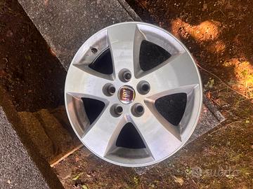 cerchioni fiat freemont
