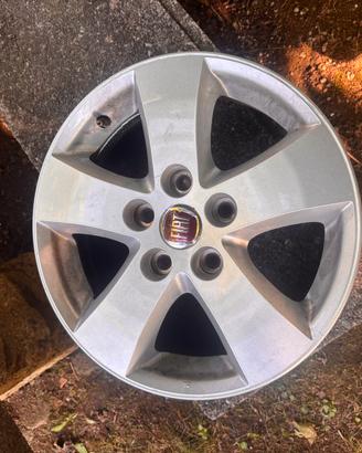 cerchioni fiat freemont