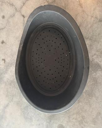 Cuccia / Cesta in Plastica Rigida per Cani