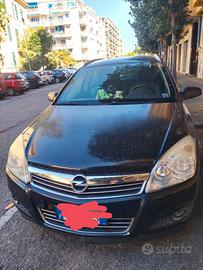 Opel Astra 1500 trattabili