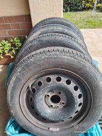gomme complete di cerchio165/70/14