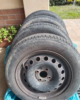 gomme complete di cerchio165/70/14