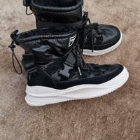 Stivali invernali da donna Kendall + Kylie