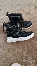 Stivali invernali da donna Kendall + Kylie