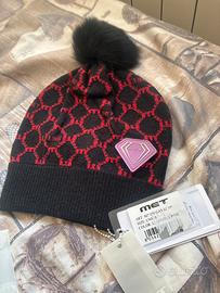 Set cappello e sciarpa Met
