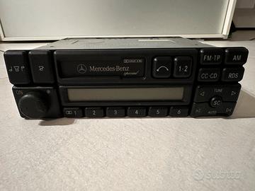 Autoradio beker special be 1350 mercedes classe E