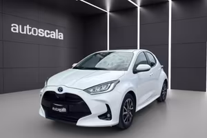 TOYOTA Yaris 1.5 Hybrid 5 porte Trend