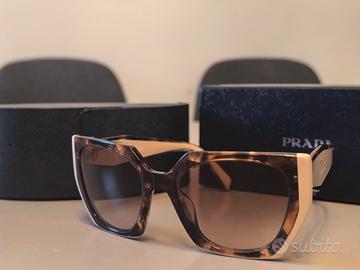 Occhiali da sole Prada