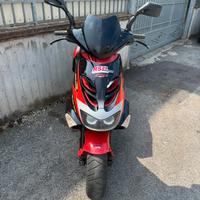 Aprilia sr 50 a liquido