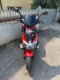 Aprilia sr 50 a liquido