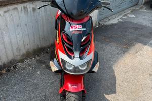 Aprilia sr 50 a liquido