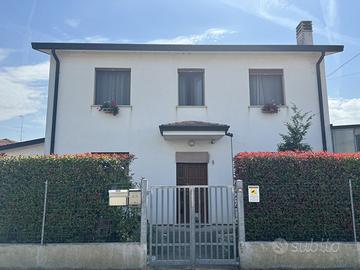 Casa Indipendente Lendinara [Cod. rif 3310671VRG]