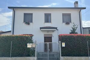 Casa Indipendente Lendinara [Cod. rif 3310671VRG]