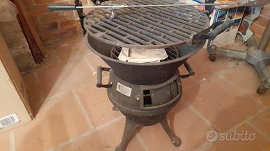 barbecue portatile in ghisa con 2 griglie e spiedo