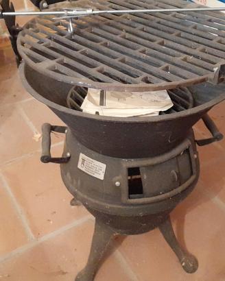 barbecue portatile in ghisa con 2 griglie e spiedo