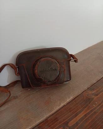 Minolta 