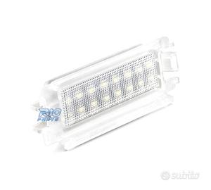LUCI TARGA A LED RENAULT CLIO II 01-04 DACIA LOGAN
