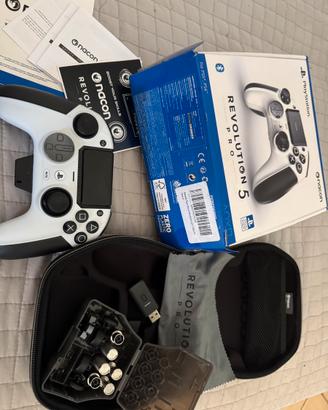 Controller Nacon Revolution PRO 5 Bianco