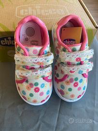 Scarpe bimba Chicco N. 24.