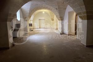 Negozio Brindisi [SG388ACG]