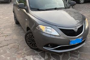 Lancia Y 1.3. M-JET