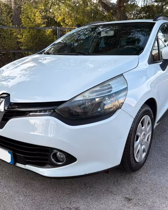 RENAULT CLIO 1.5 DCI SportTour - 2013