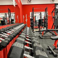 Attrezzatura palestra professionale