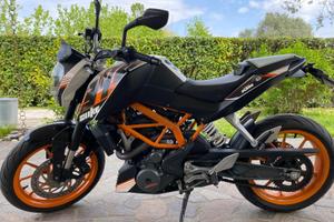 KTM Duke 390