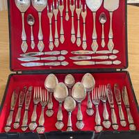 Set di posate in acciaio inox con decorazione 47pz