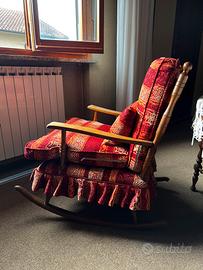 Sedia a Dondolo Vintage Rivestita