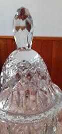 Vaso in cristallo con coperchio